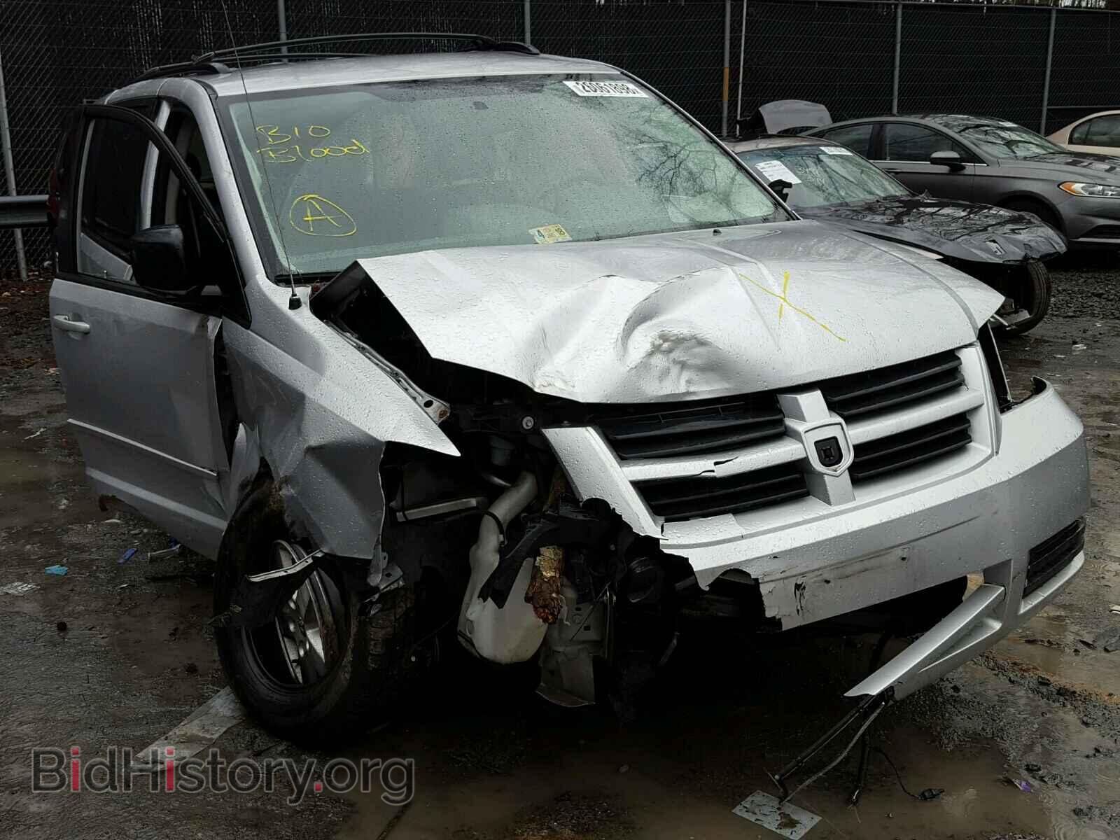 Photo 2D4RN3D17AR436030 - DODGE CARAVAN 2010