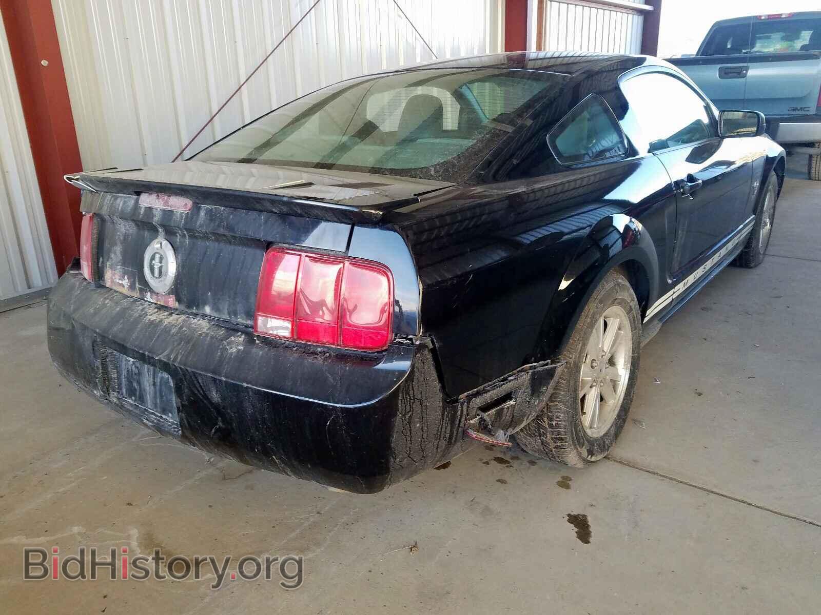 2009 FORD MUSTANG - VIN: 1ZVHT80N295114843 - Фото 4