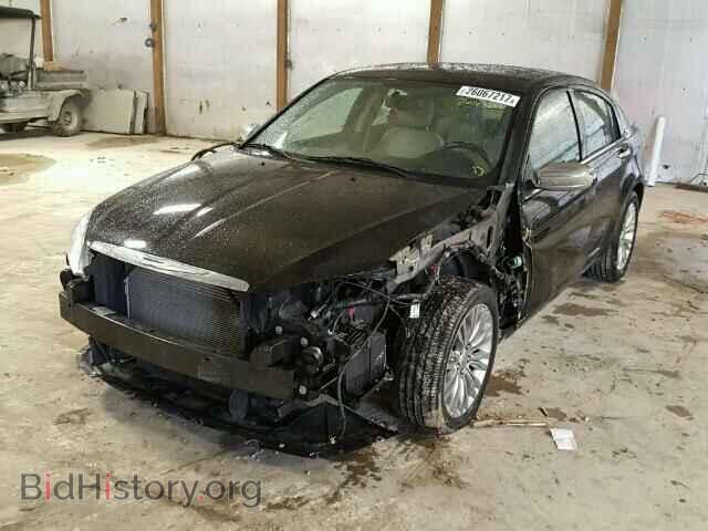 2013 CHRYSLER 200 - VIN: 1C3CCBCG7DN633228 - Фото 2