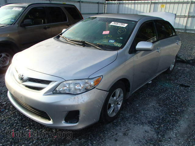 2011 TOYOTA COROLLA - VIN: 2T1BU4EE6BC554077 - Фото 2