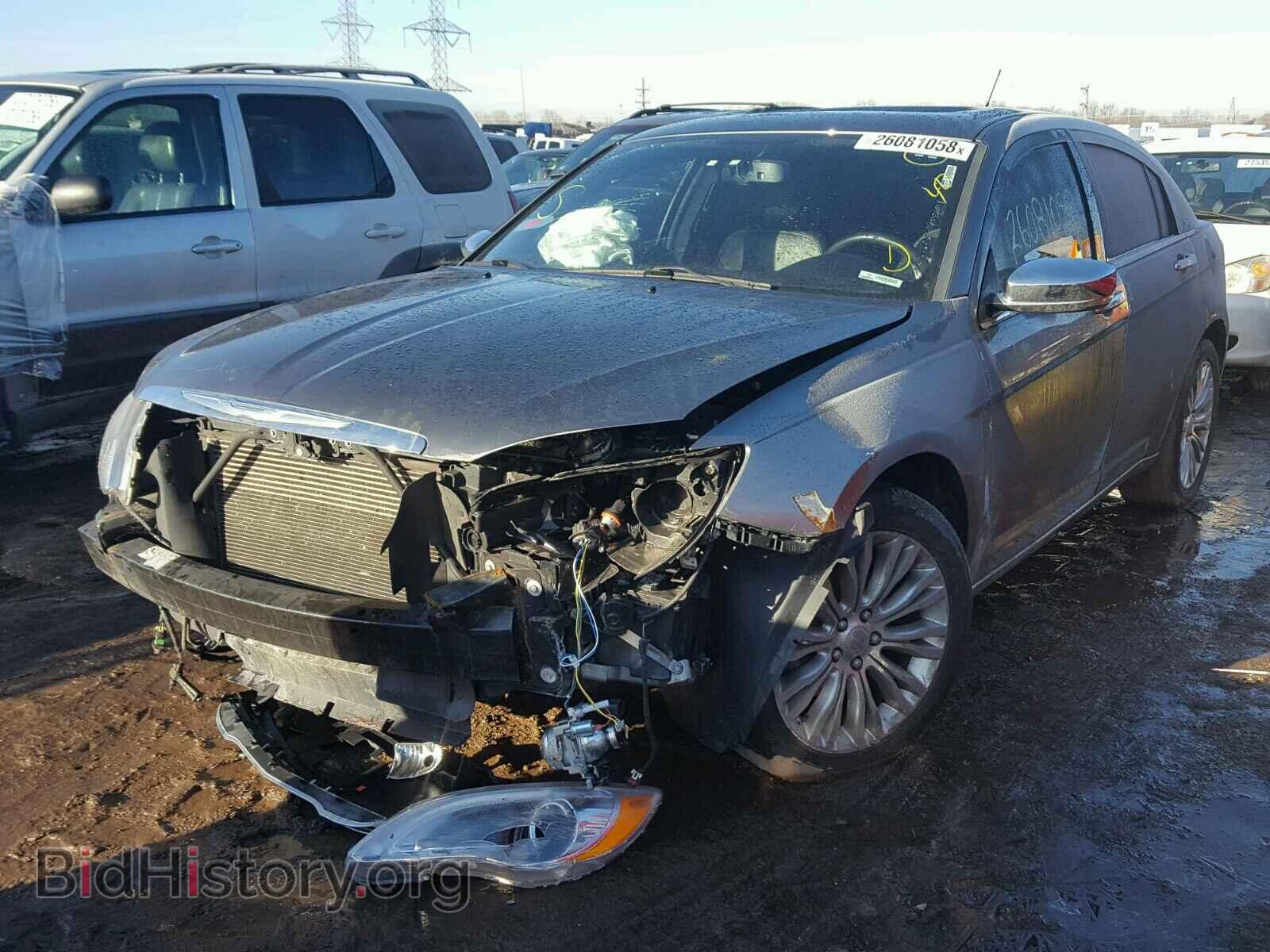 2012 CHRYSLER 200 - VIN: 1C3CCBCG3CN226408 - Фото 2