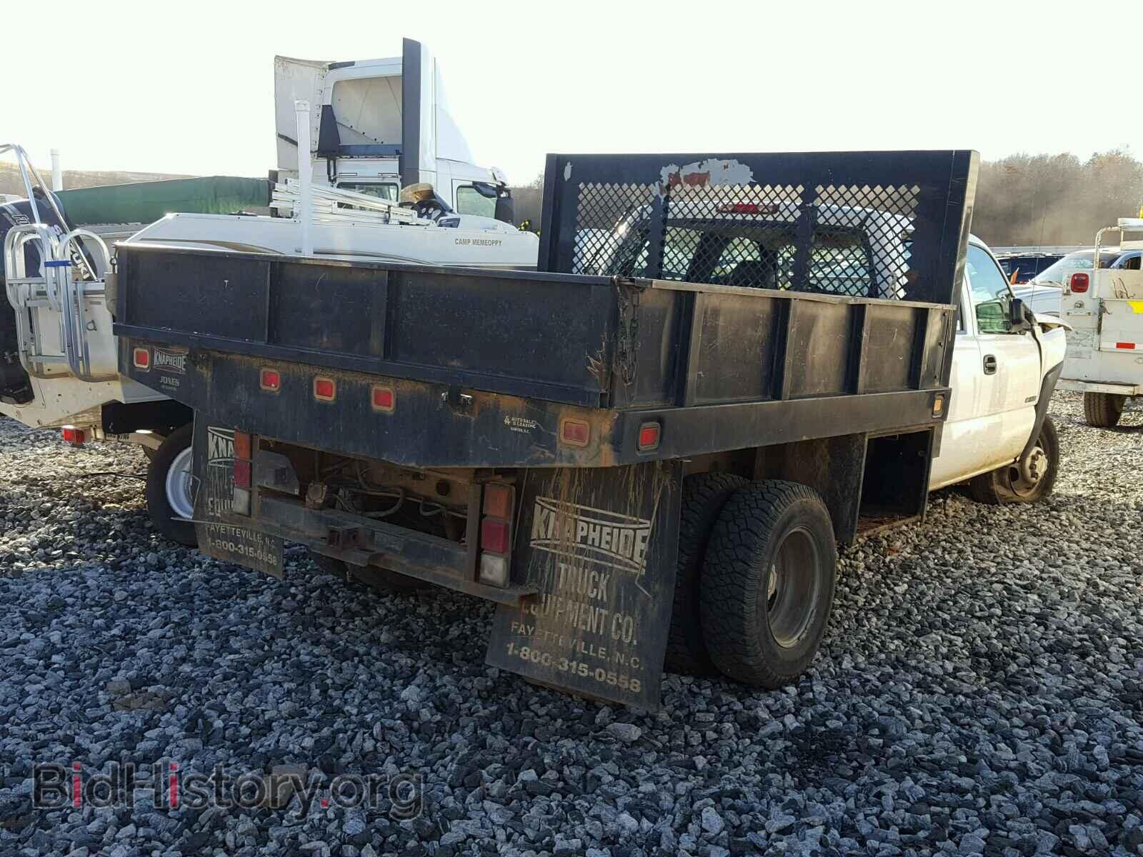 2007 CHEVROLET SILVERADO - VIN: 1GBJC33G67F124548 - Фото 4