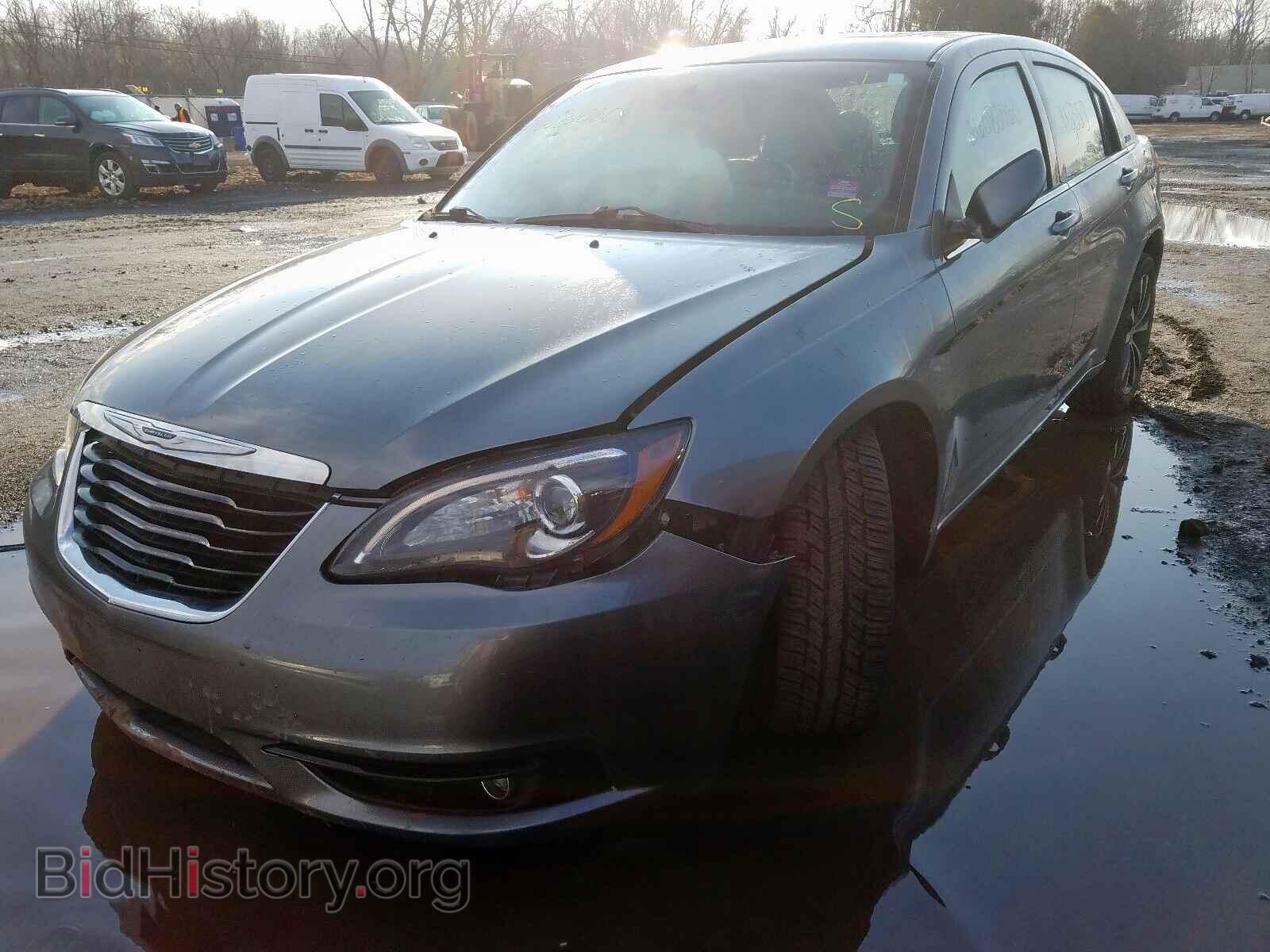 2012 CHRYSLER 200 - VIN: 1C3CCBHG3CN107573 - Фото 2
