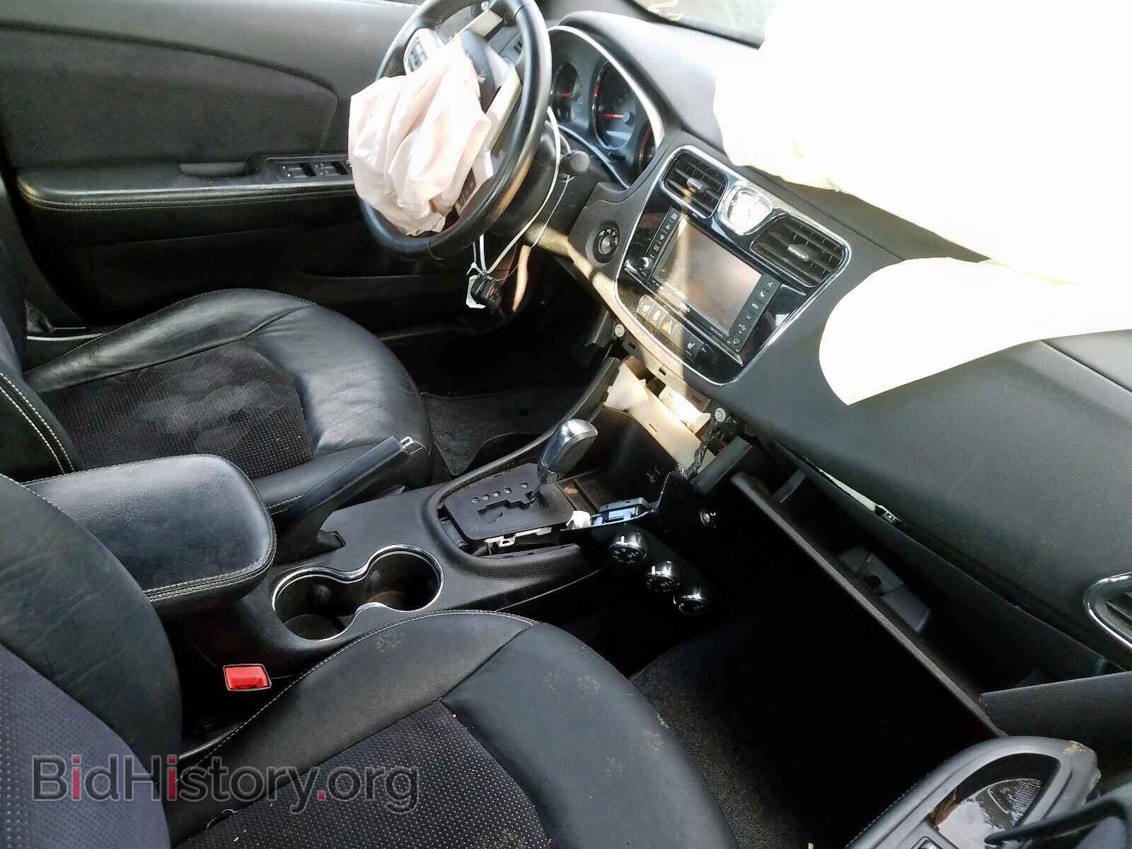 2012 CHRYSLER 200 - VIN: 1C3CCBHG3CN107573 - Фото 5