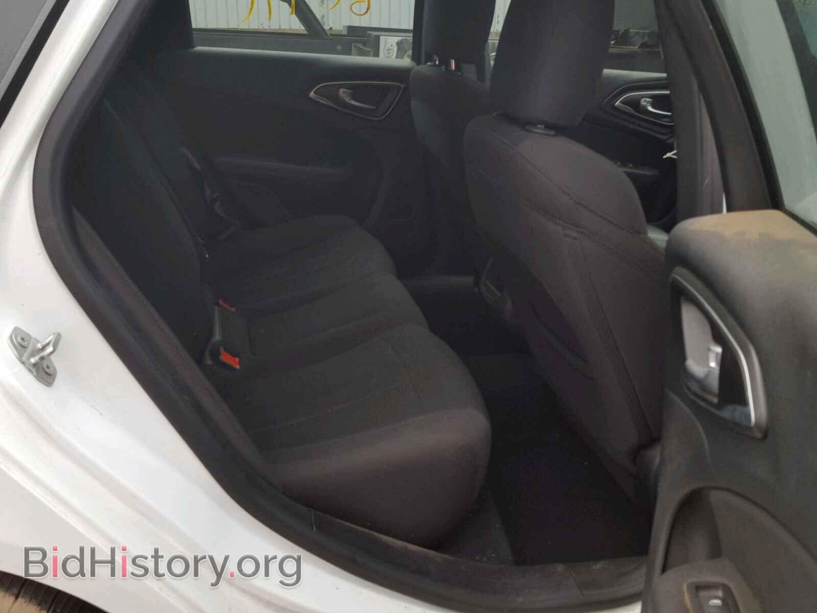 2015 CHRYSLER 200 - VIN: 1C3CCCAB8FN738635 - Фото 6