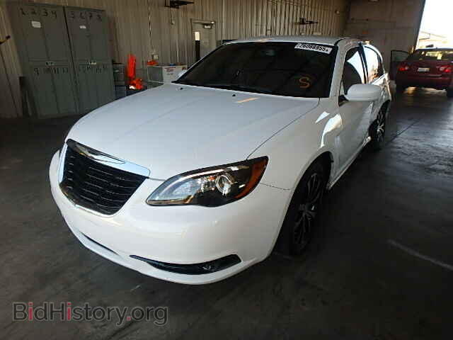 2013 CHRYSLER 200 - VIN: 1C3CCBBB2DN516047 - Фото 2