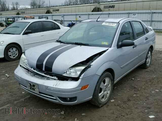 2007 FORD FOCUS - VIN: 1FAHP34N37W256197 - Фото 2
