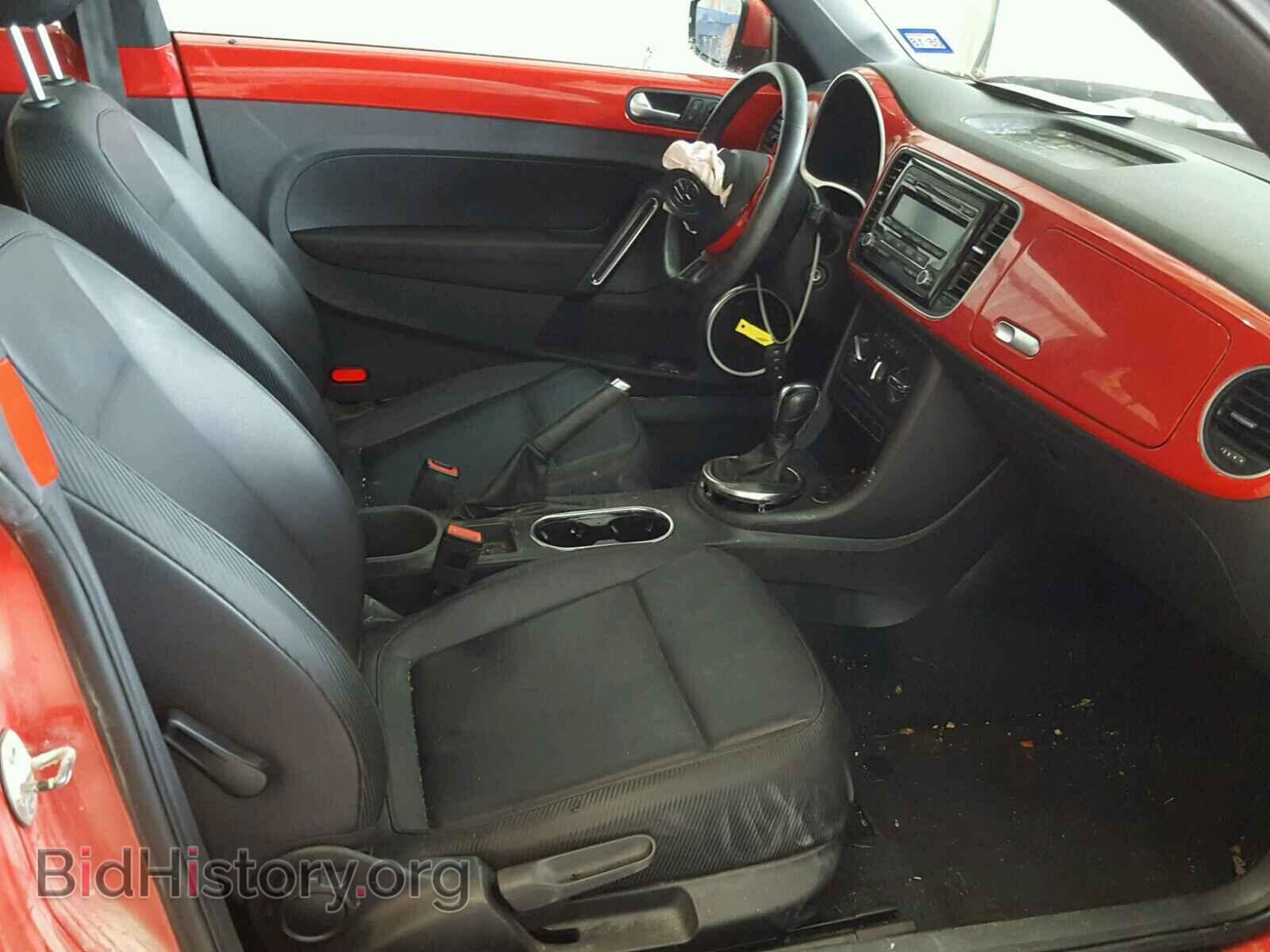 2012 VOLKSWAGEN BEETLE - VIN: 3VWJP7AT9CM647934 - Фото 5