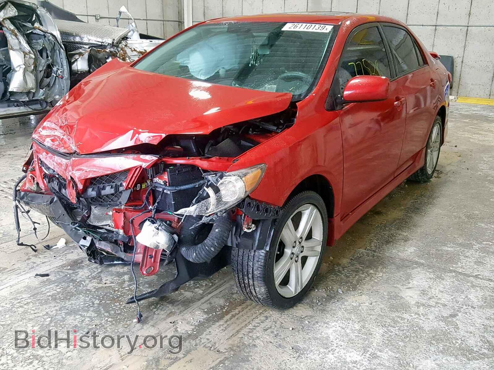 2013 TOYOTA COROLLA BA - VIN: 2T1BU4EE8DC954323 - Фото 2