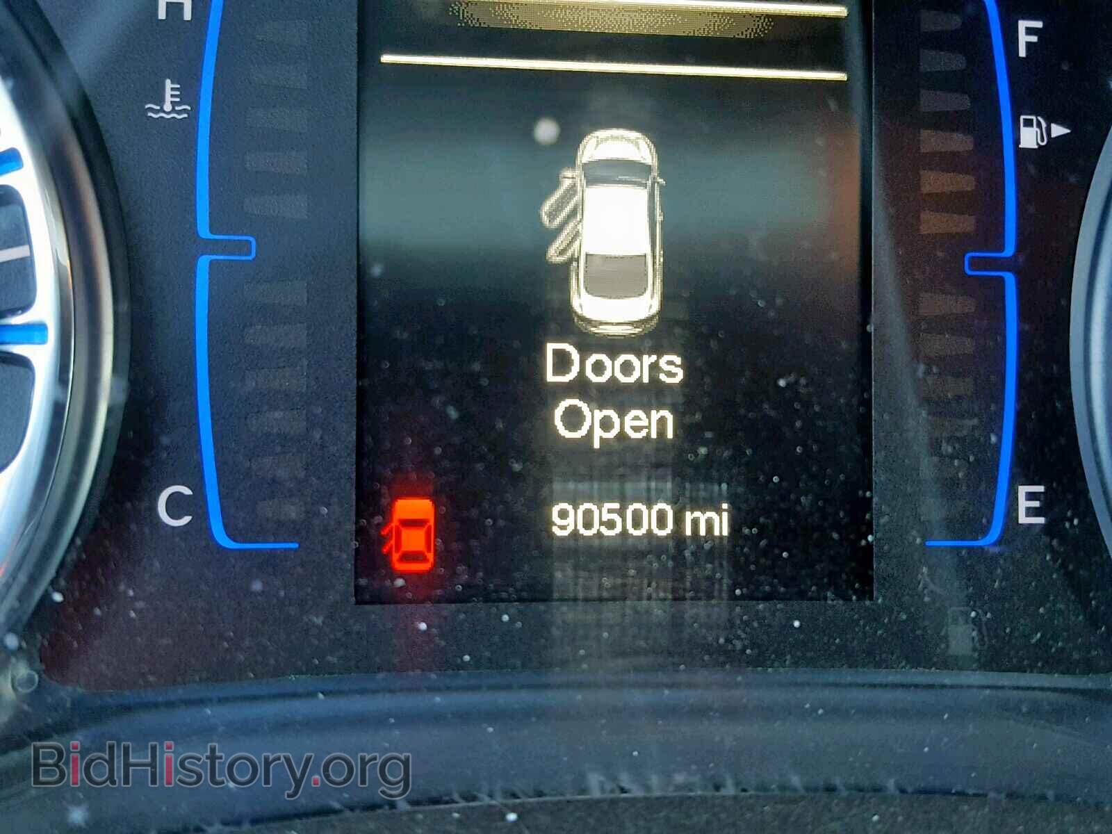 2015 CHRYSLER 200 - VIN: 1C3CCCAB1FN608048 - Фото 8