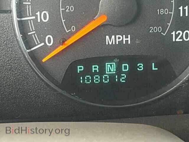 2004 CHRYSLER SEBRING - VIN: 1C3EL55R84N106212 - Фото 8