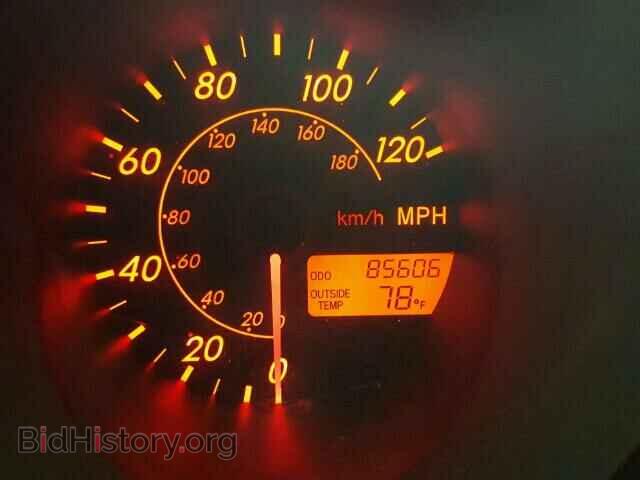 2003 TOYOTA COROLLA - VIN: 2T1KR32E53C134893 - Фото 8