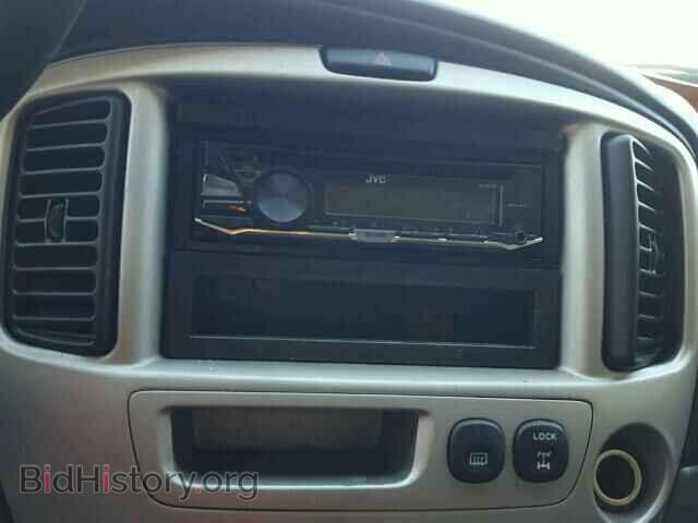 2003 MAZDA TRIBUTE - VIN: 4F2CZ961X3KM47967 - Фото 9
