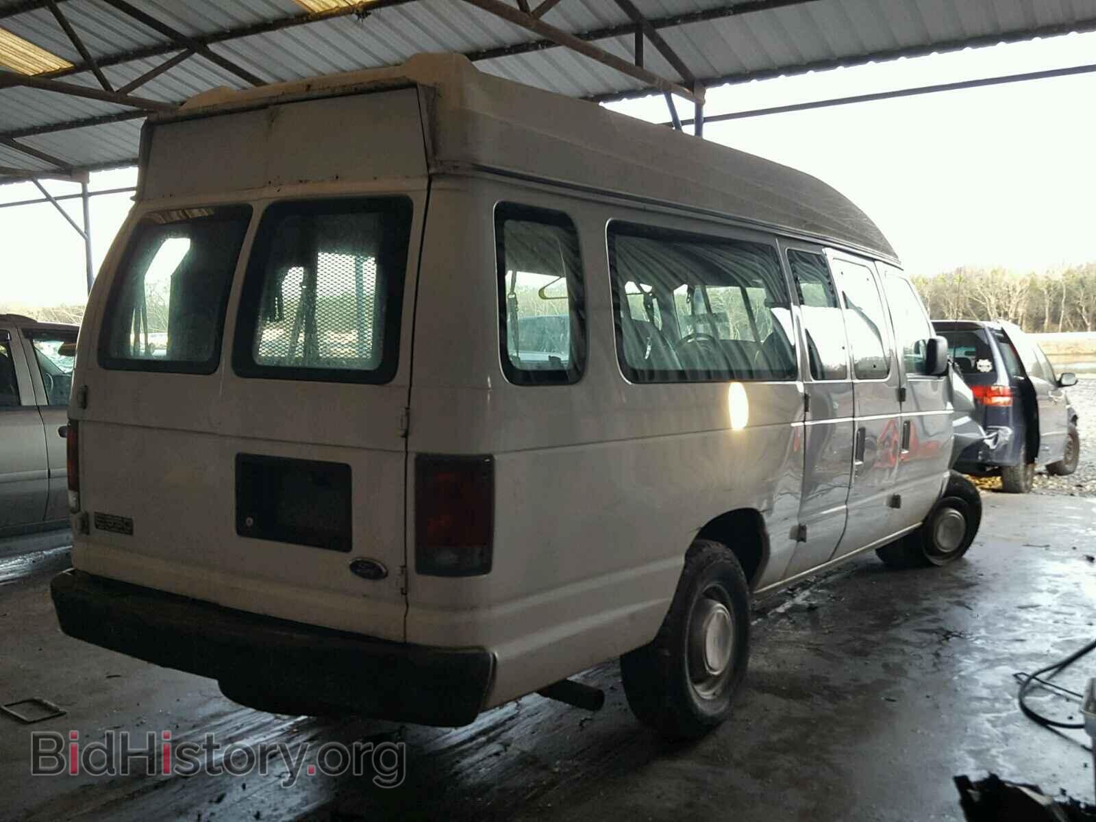 2002 FORD ECONOLINE - VIN: 1FBSS31L32HB08005 - Photo 4