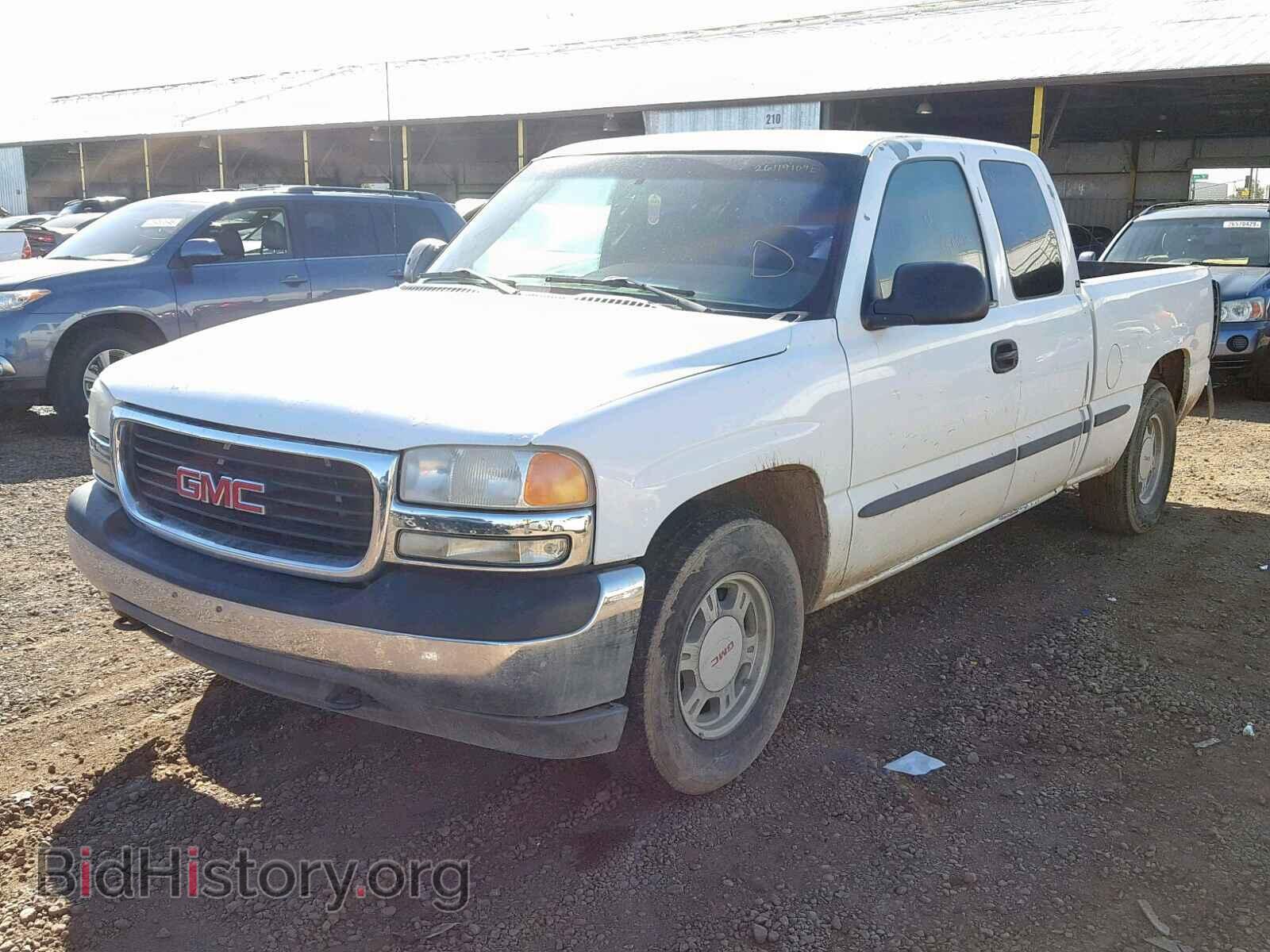 2002 GMC NEW SIERRA - VIN: 2GTEC19V021184395 - Фото 2
