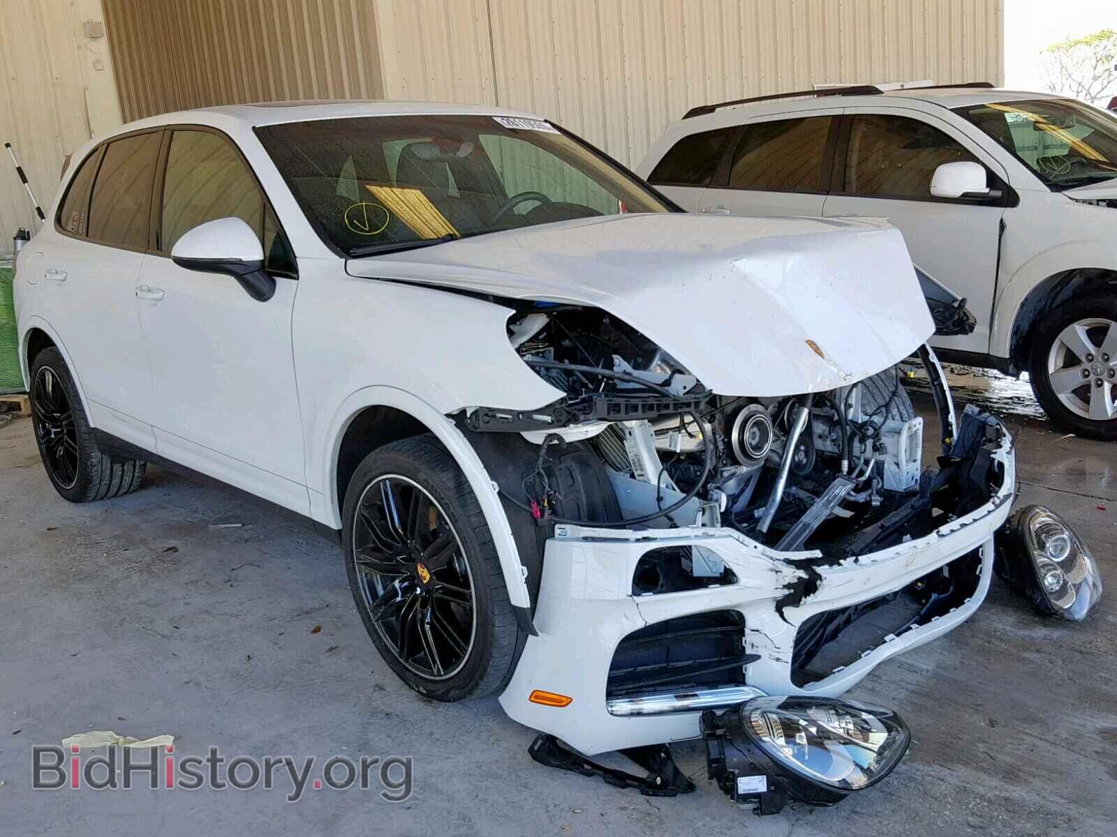 Фотография WP1AA2A22HKA86729 - PORSCHE CAYENNE 2017