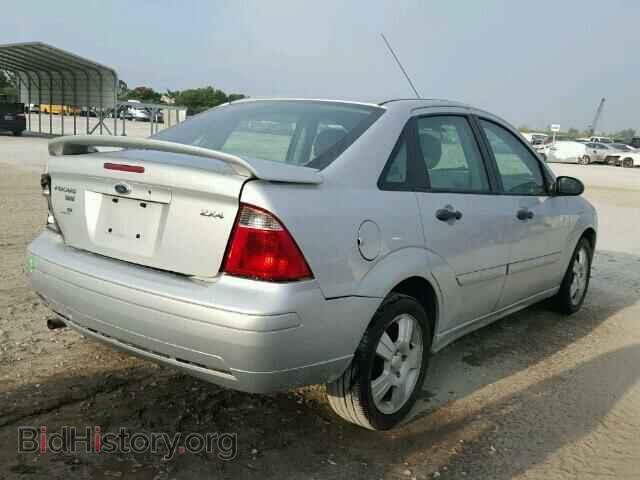 2005 FORD FOCUS - VIN: 1FAFP34N85W204147 - Фото 4