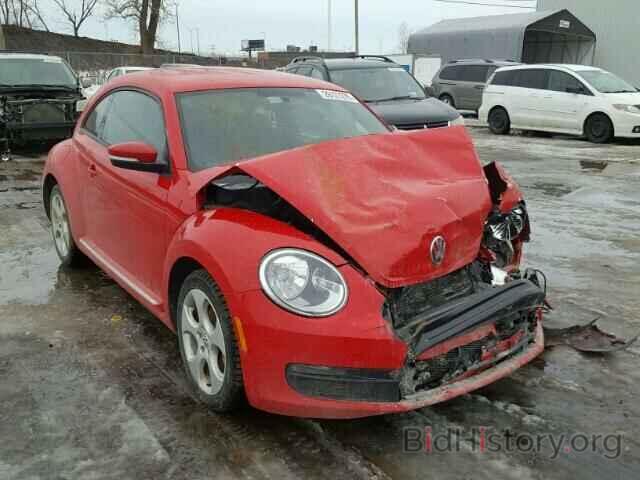 Photo 3VWHX7AT5CM622320 - VOLKSWAGEN BEETLE 2012