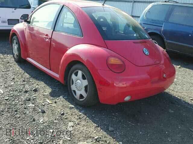 2000 VOLKSWAGEN BEETLE - VIN: 3VWCC21C9YM432827 - Photo 3