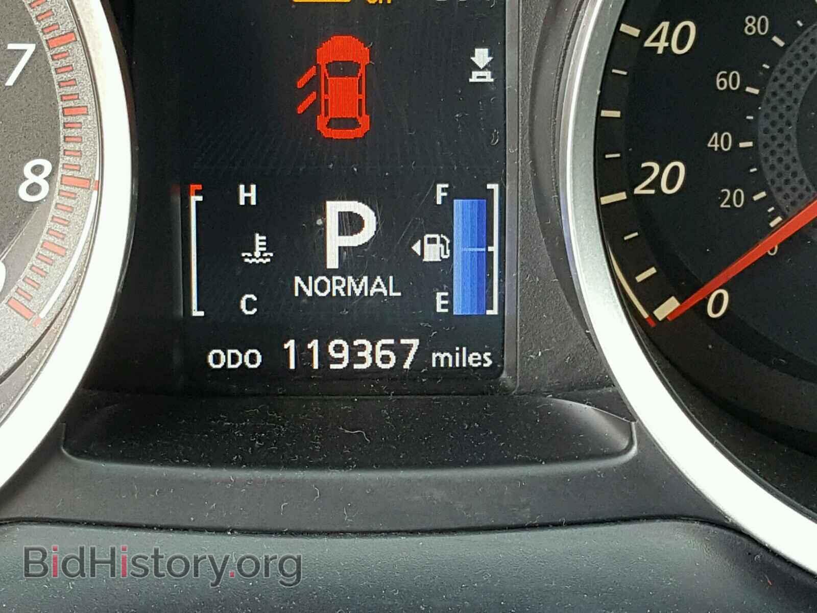 2011 MITSUBISHI LANCER - VIN: JA32V6FV2BU023063 - Фото 8