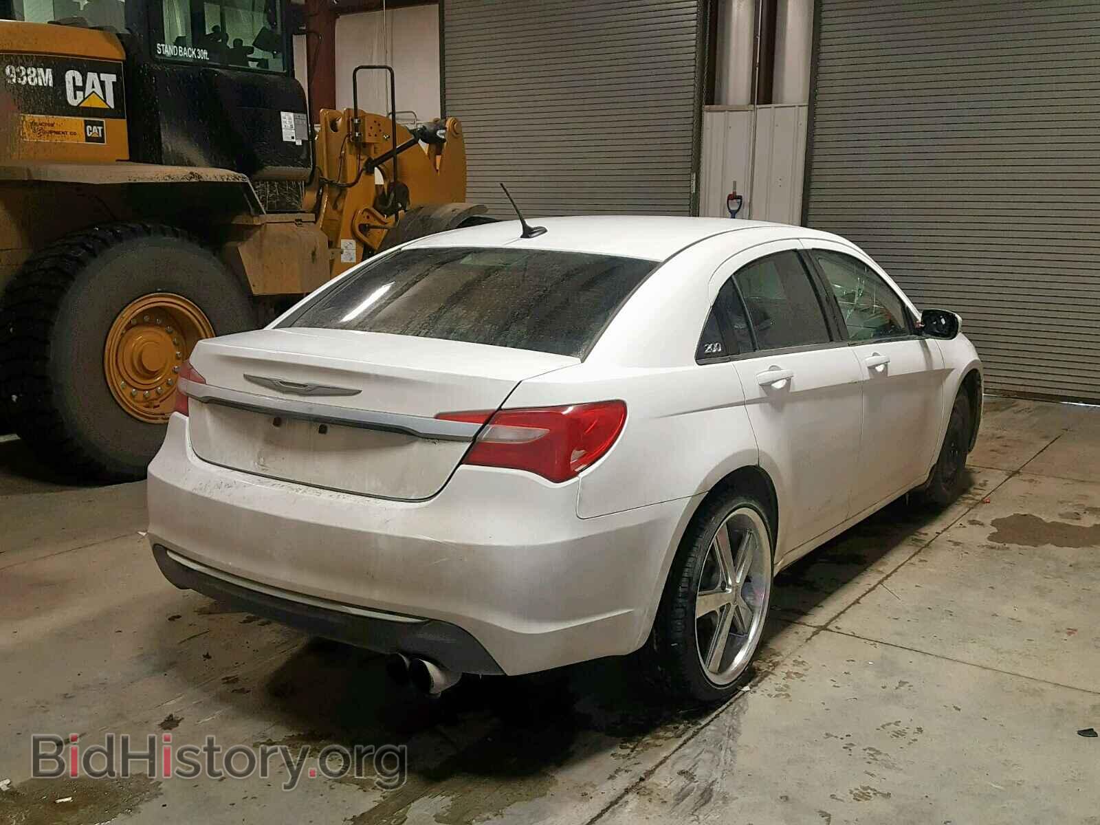 2014 CHRYSLER 200 - VIN: 1C3CCBAB7EN213672 - Фото 4
