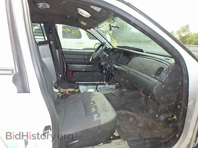 2011 FORD CROWN VIC - VIN: 2FABP7BV4BX105902 - Фото 5