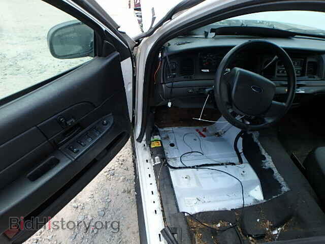 2011 FORD CROWN VIC - VIN: 2FABP7BV4BX105902 - Фото 9