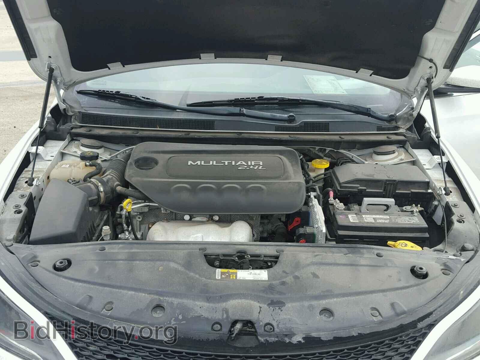 2015 CHRYSLER 200 - VIN: 1C3CCCAB3FN682829 - Photo 7