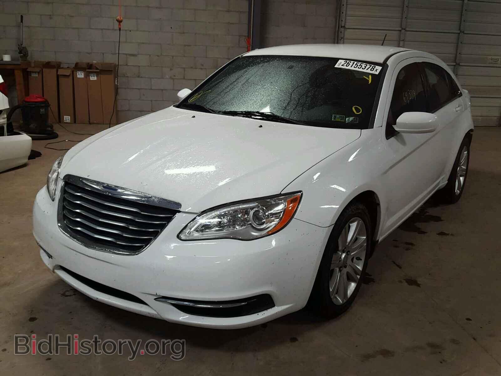 2012 CHRYSLER 200 - VIN: 1C3CCBBG9CN305065 - Фото 2