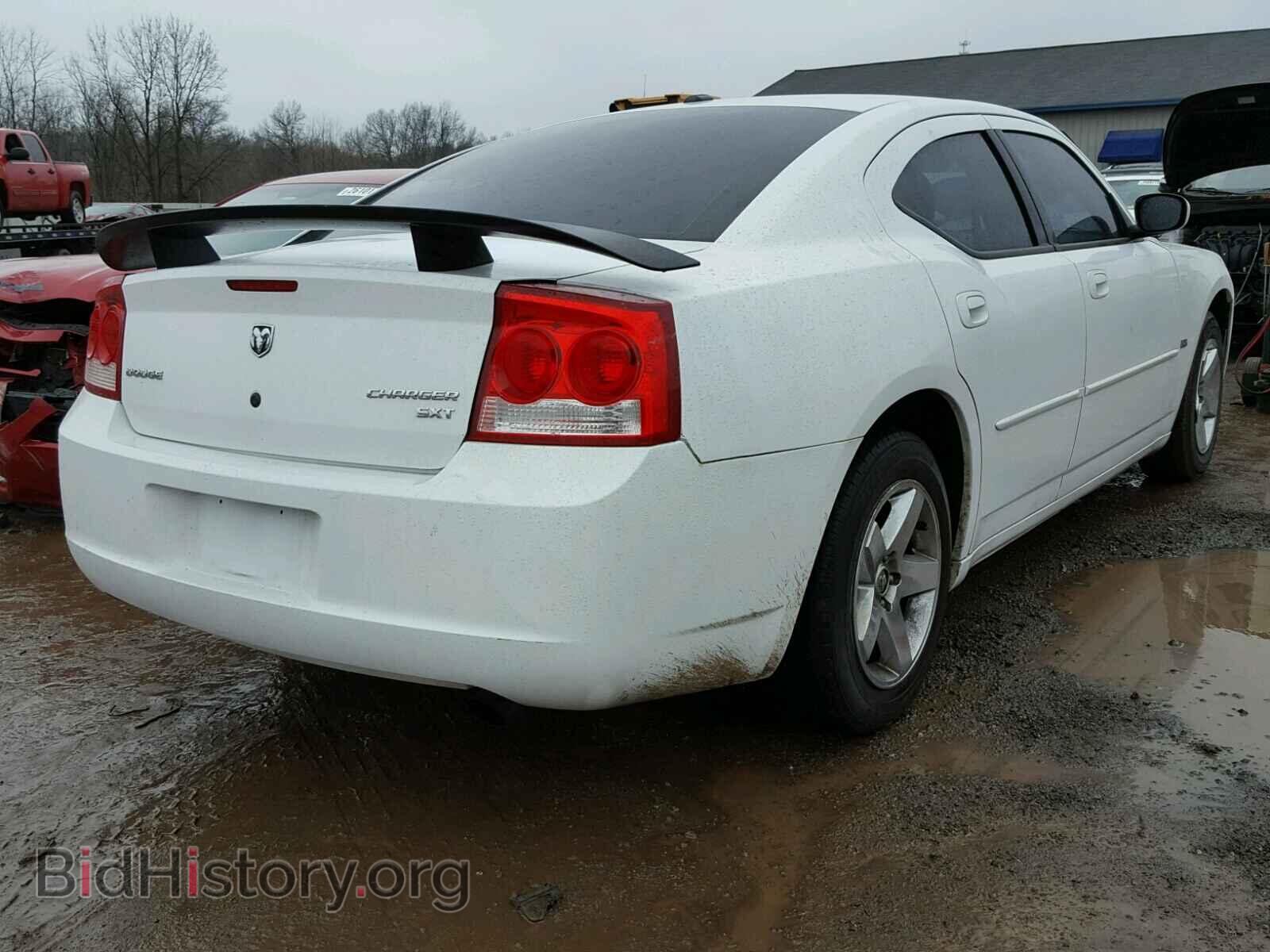 2010 DODGE CHARGER - VIN: 2B3CA3CV0AH310831 - Фото 4
