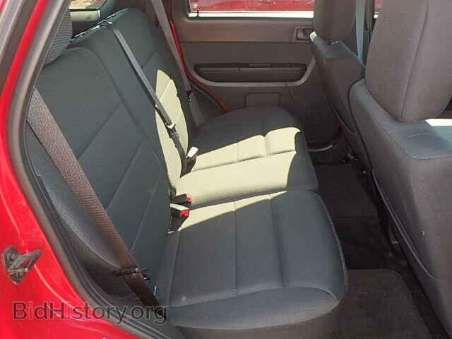 2011 FORD ESCAPE - VIN: 1FMCU0DG2BKB02721 - Фото 6