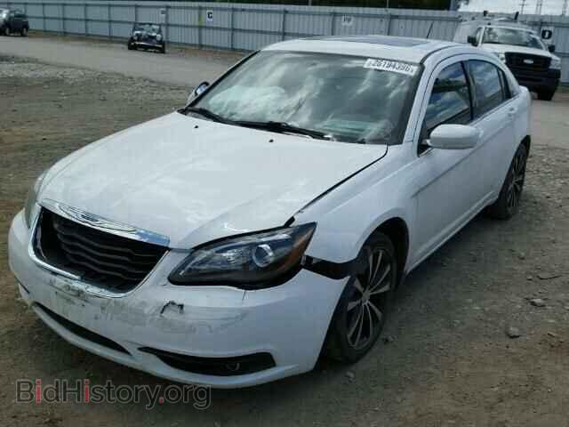 2013 CHRYSLER 200 - VIN: 1C3CCBBB1DN674489 - Фото 2