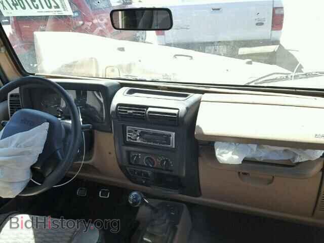 2000 JEEP WRANGLER - VIN: 1J4FA29P9YP734975 - Фото 9