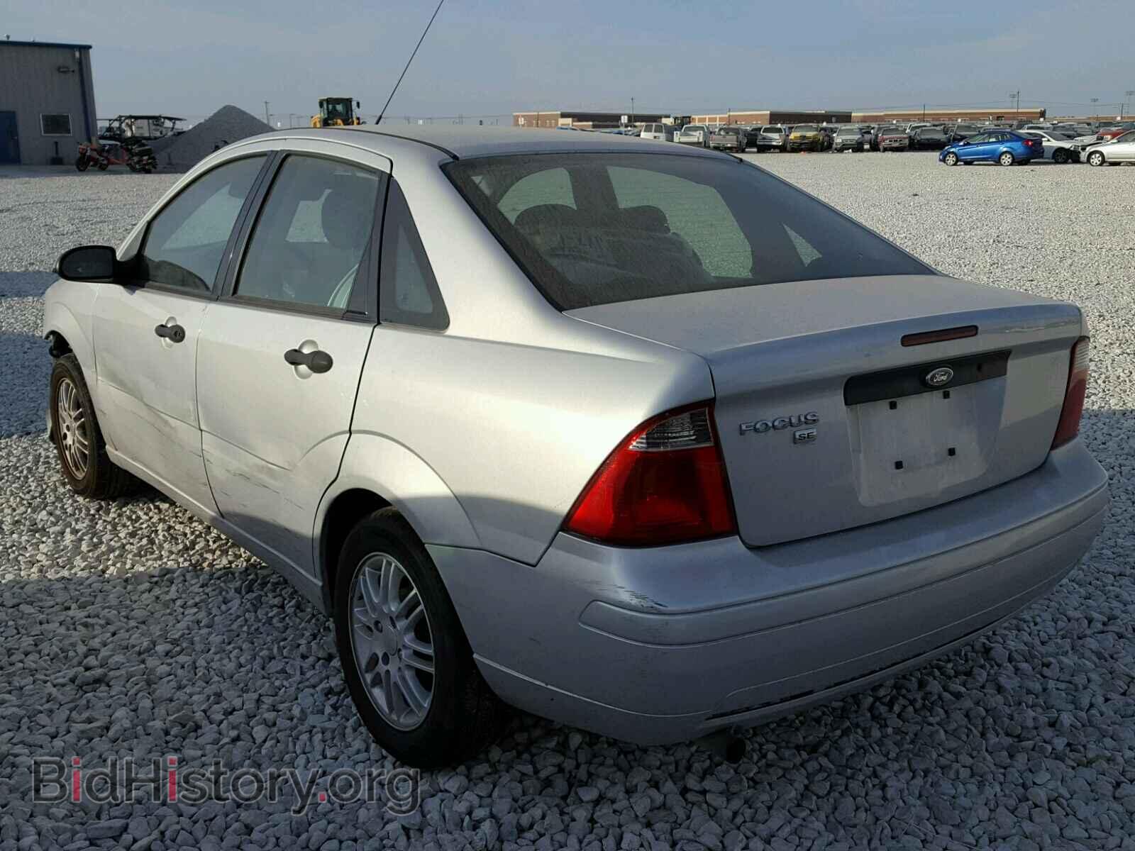 2007 FORD FOCUS - VIN: 1FAFP34N07W154508 - Фото 3