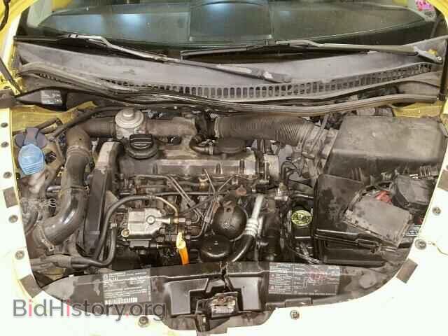 2000 VOLKSWAGEN BEETLE - VIN: 3VWCF21C1YM443876 - Фото 7