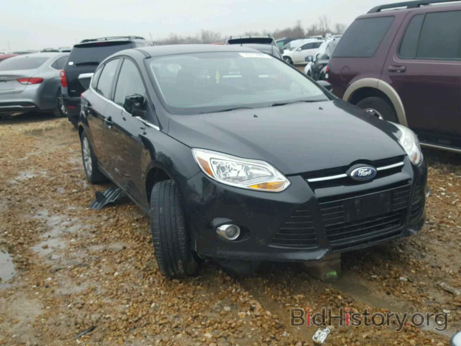 Photo 1FAHP3M26CL303093 - FORD FOCUS 2012