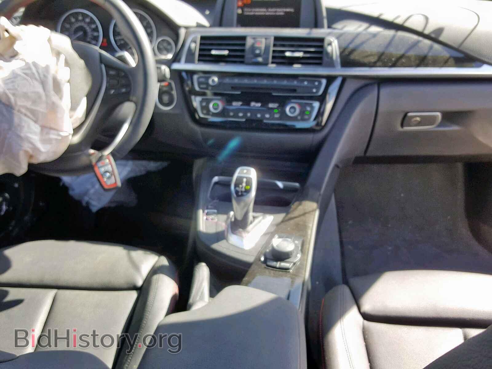 2016 BMW 3 SERIES - VIN: WBA8E9G59GNU28489 - Фото 9