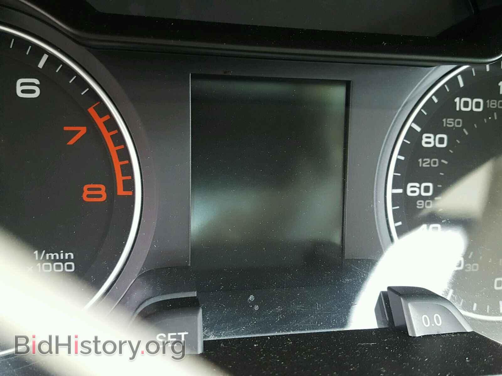 2011 AUDI A4 - VIN: WAUBFAFL4BN049784 - Фото 8