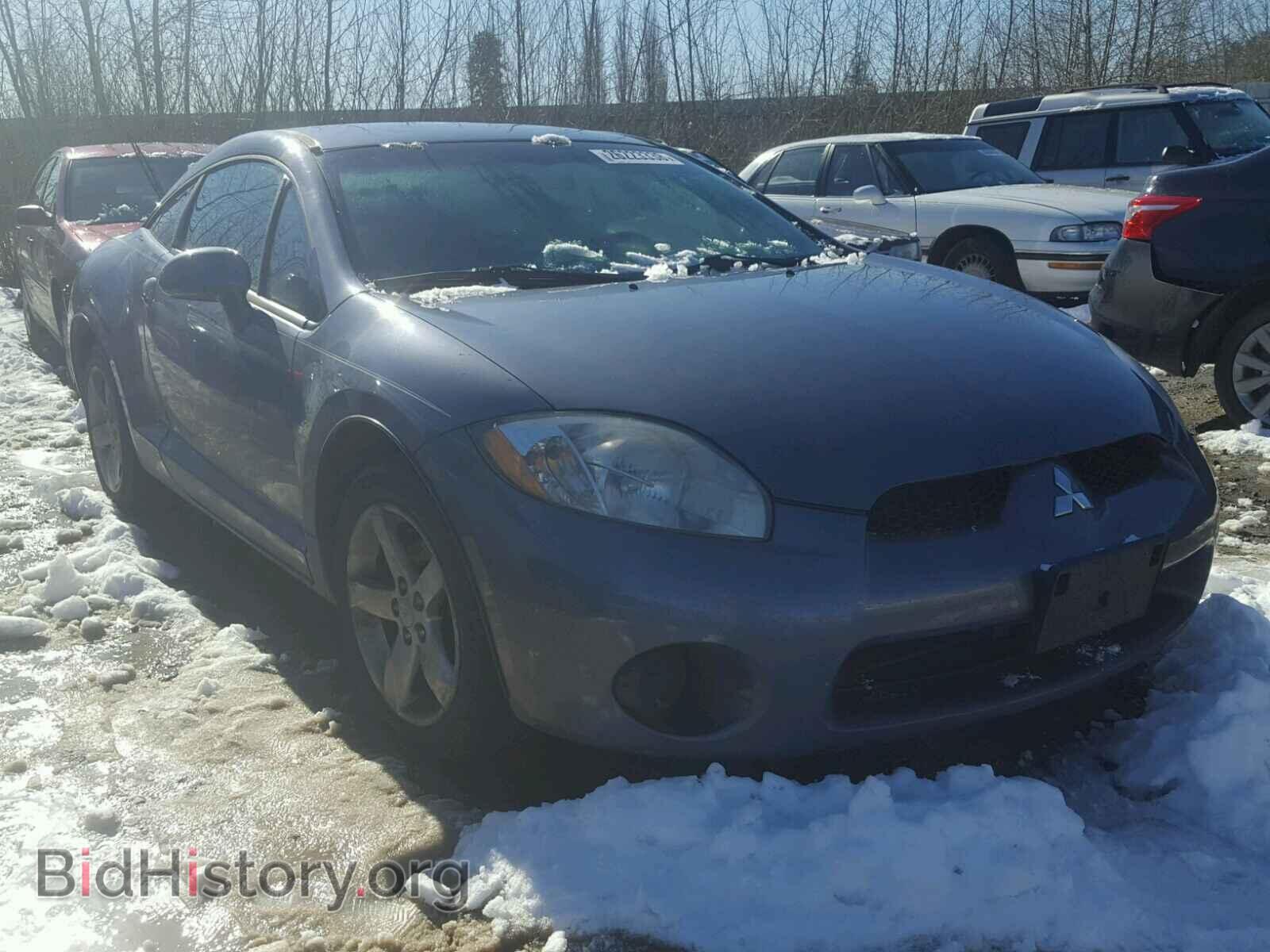 Photo 4A3AK24FX8E003802 - MITSUBISHI ECLIPSE 2008