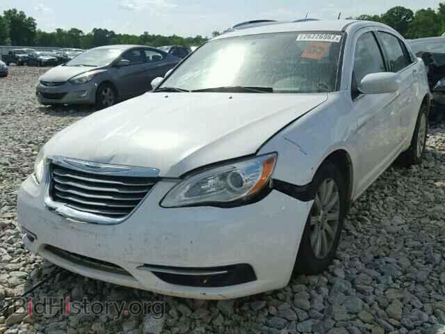 2013 CHRYSLER 200 - VIN: 1C3CCBBB1DN672838 - Фото 2