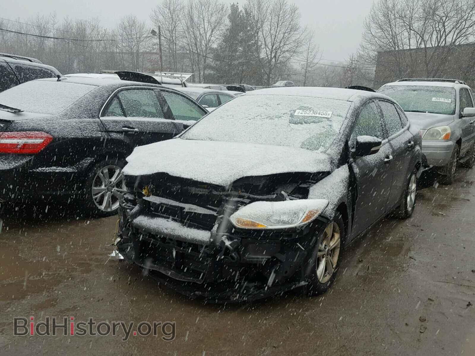 2013 FORD FOCUS - VIN: 1FADP3F28DL320930 - Photo 2