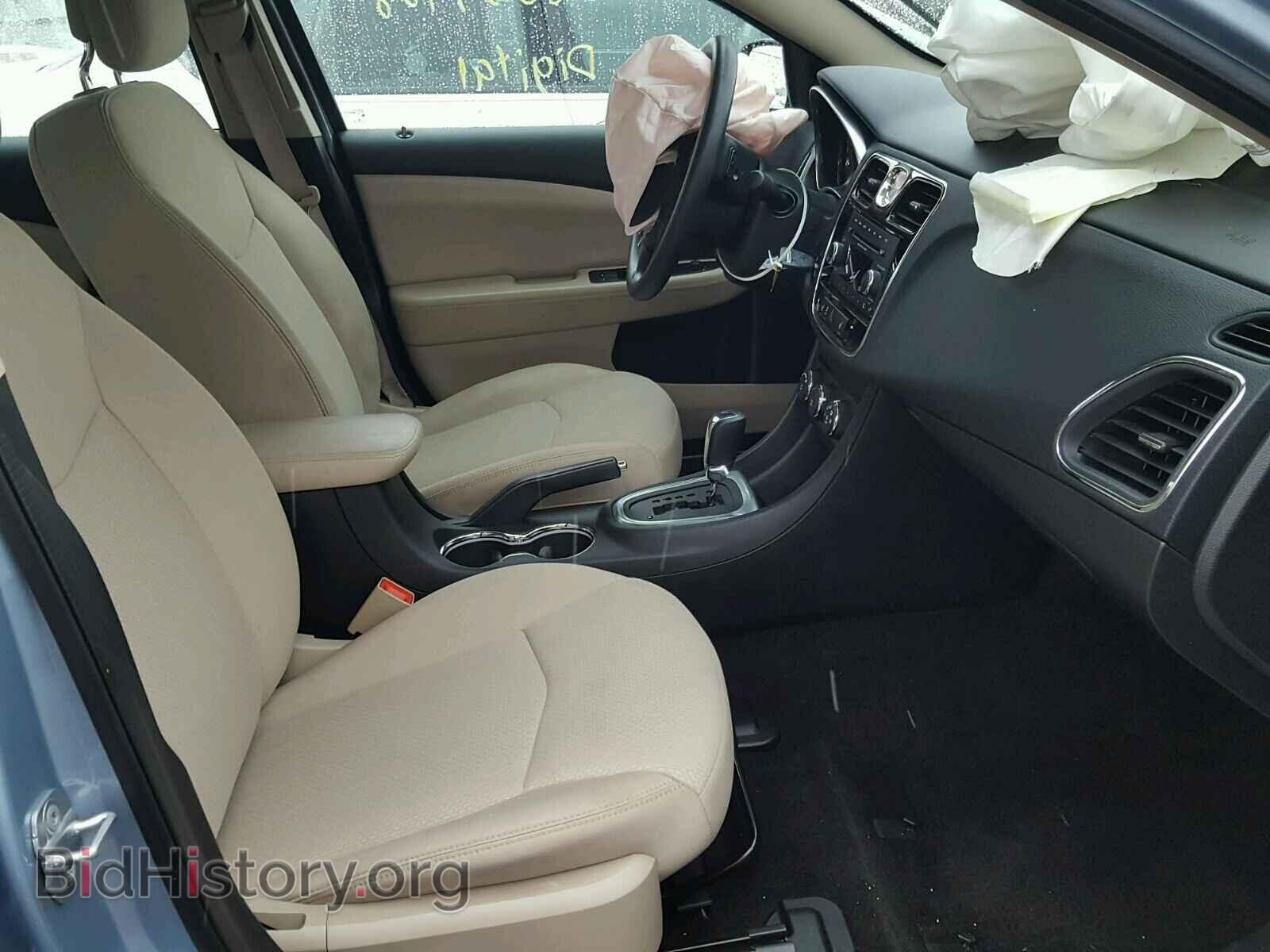 2012 CHRYSLER 200 - VIN: 1C3CCBAB6CN207455 - Фото 5