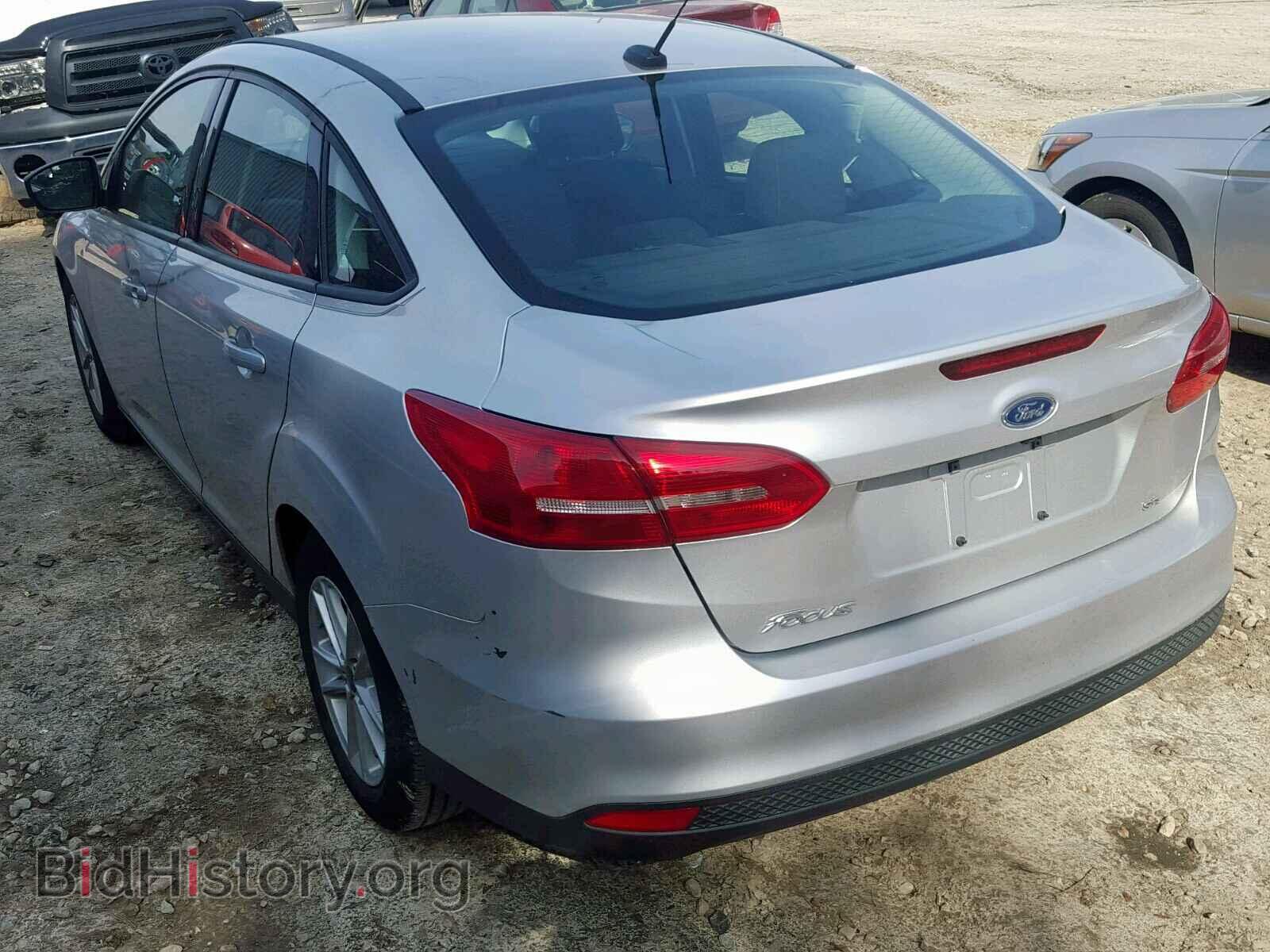 2018 FORD FOCUS SE - VIN: 1FADP3F28JL266315 - Фото 3