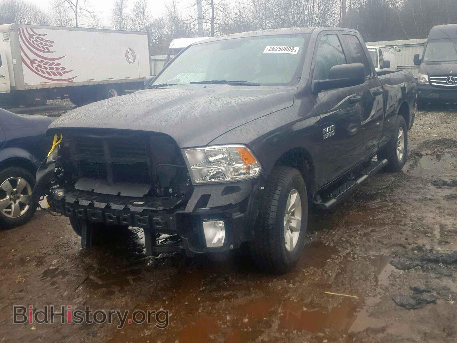 2018 RAM 1500 ST - VIN: 1C6RR7FG8JS199984 - Фото 2