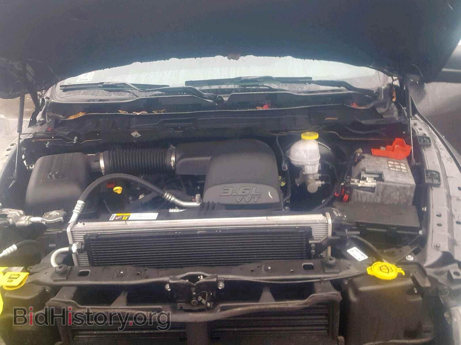 2018 RAM 1500 ST - VIN: 1C6RR7FG8JS199984 - Фото 7