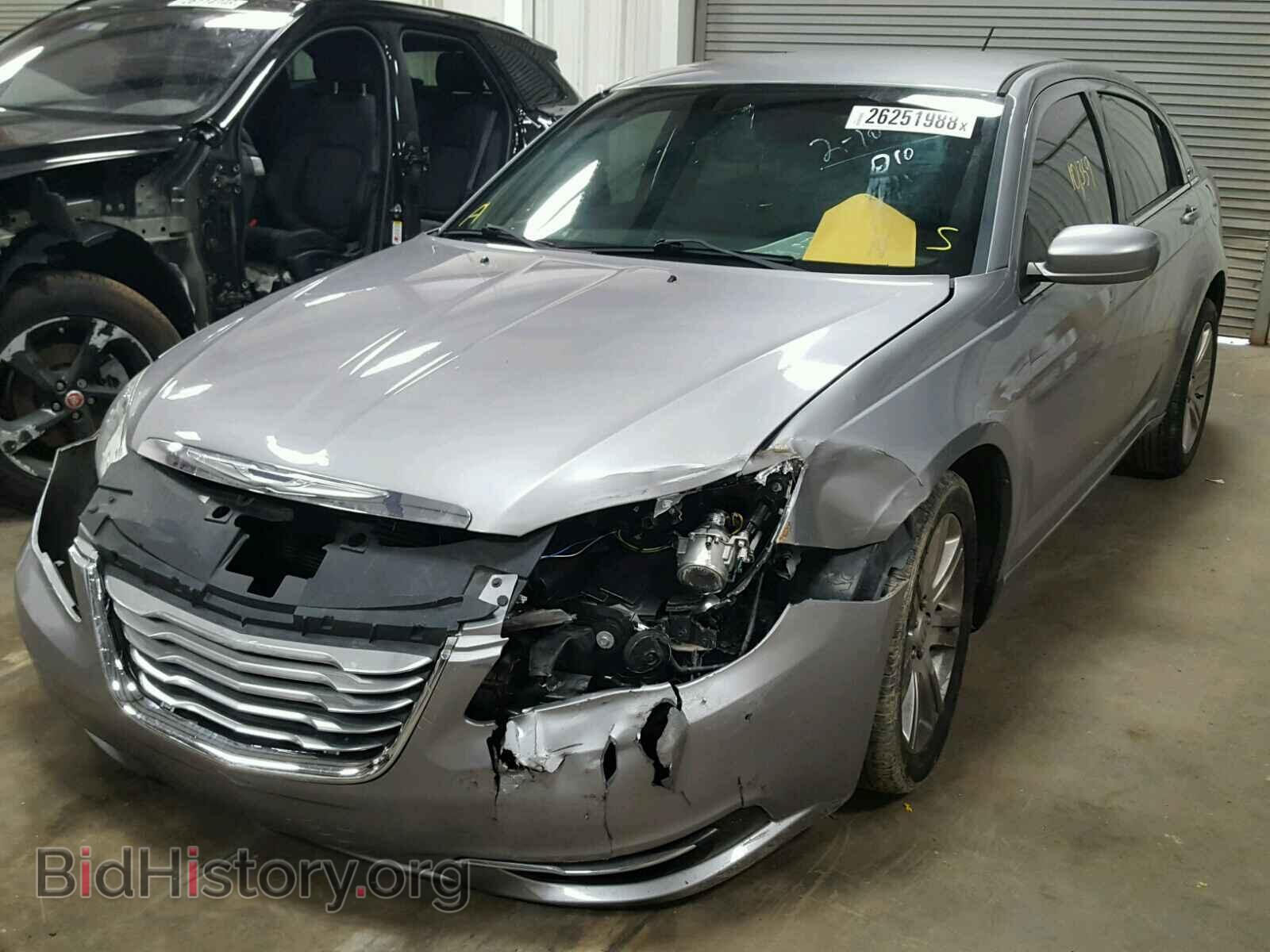2013 CHRYSLER 200 - VIN: 1C3CCBBB7DN513726 - Фото 2