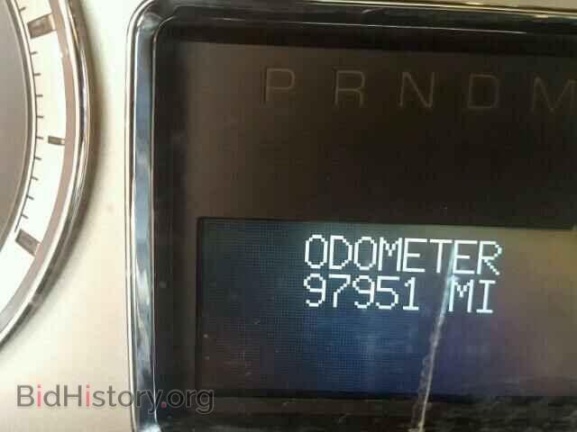 2011 CADILLAC ESCALADE - VIN: 1GYS4BEF2BR367819 - Фото 8