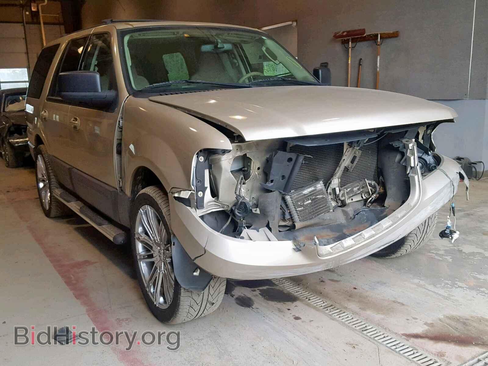 Фотография  - FORD EXPEDITION 2004