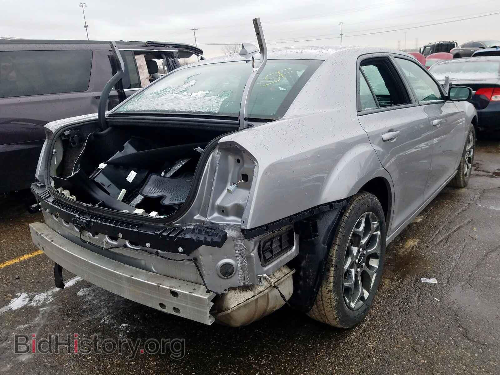 2016 CHRYSLER 300 - VIN: 2C3CCAGG2GH321139 - Фото 4