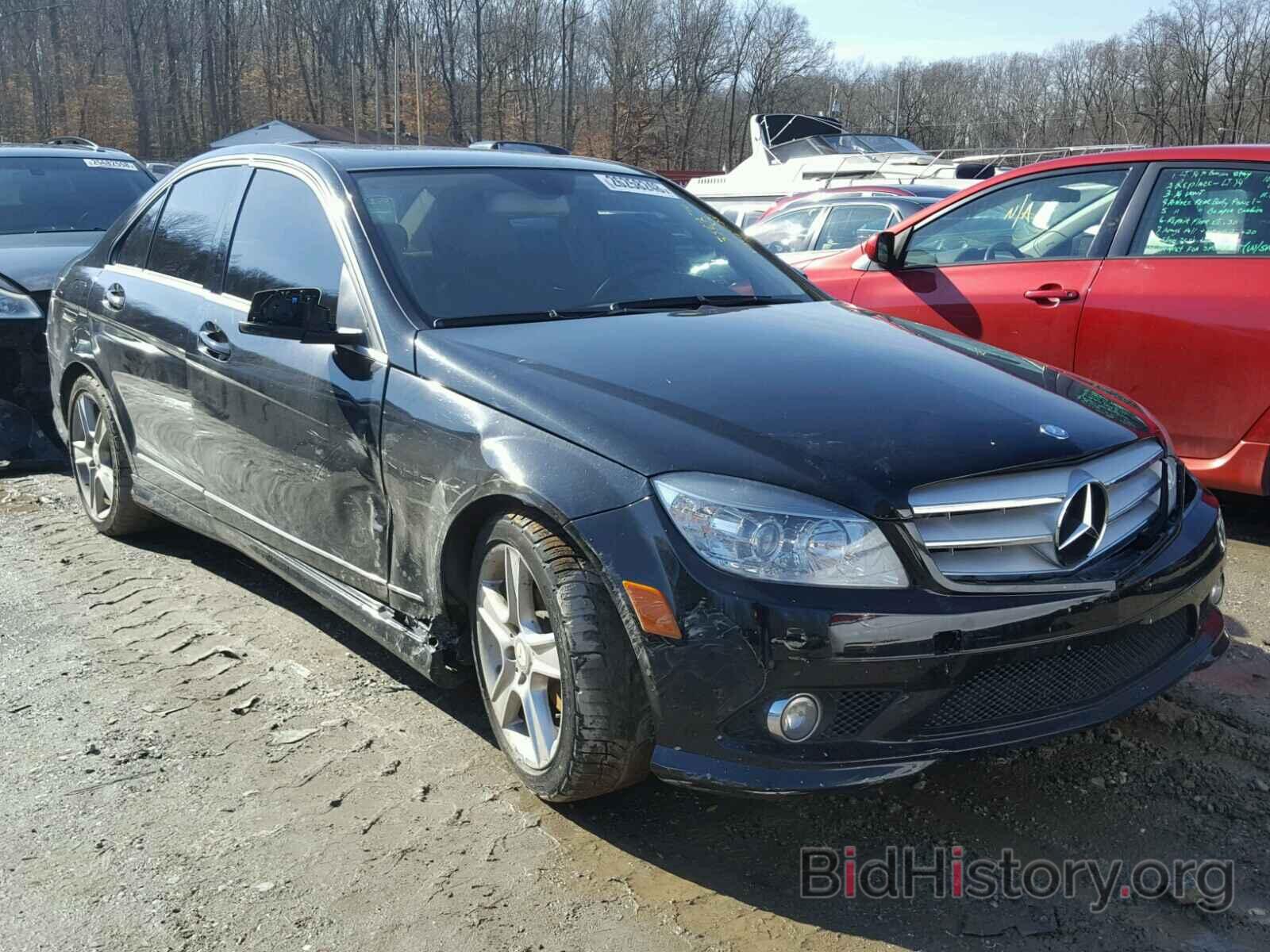 Photo WDDGF8BB4AR100065 - MERCEDES-BENZ C CLASS 2010